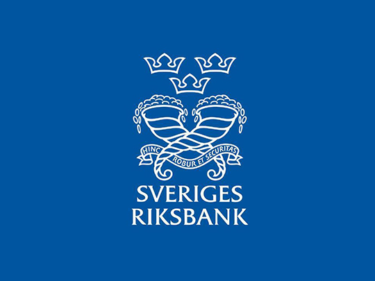 Kraftig ökning av konsumtionslån enligt Riksbanken